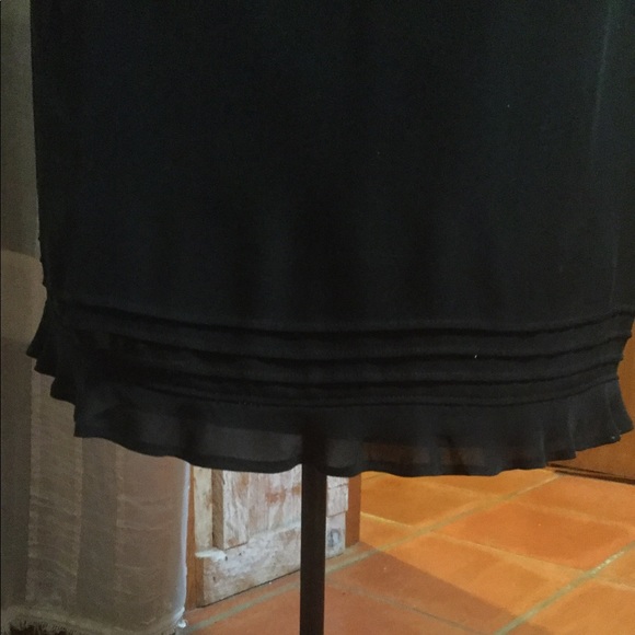 Ann Taylor Black Skirt with Small Ruffle Hem 4 EUC - Picture 3 of 6